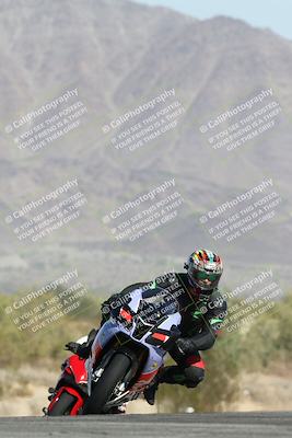 media/Dec-01-2025-Moto Forza (Mon) [[2daa91e15f]]/2-Intermediate Group/Session 2 Turn 9 Entry/